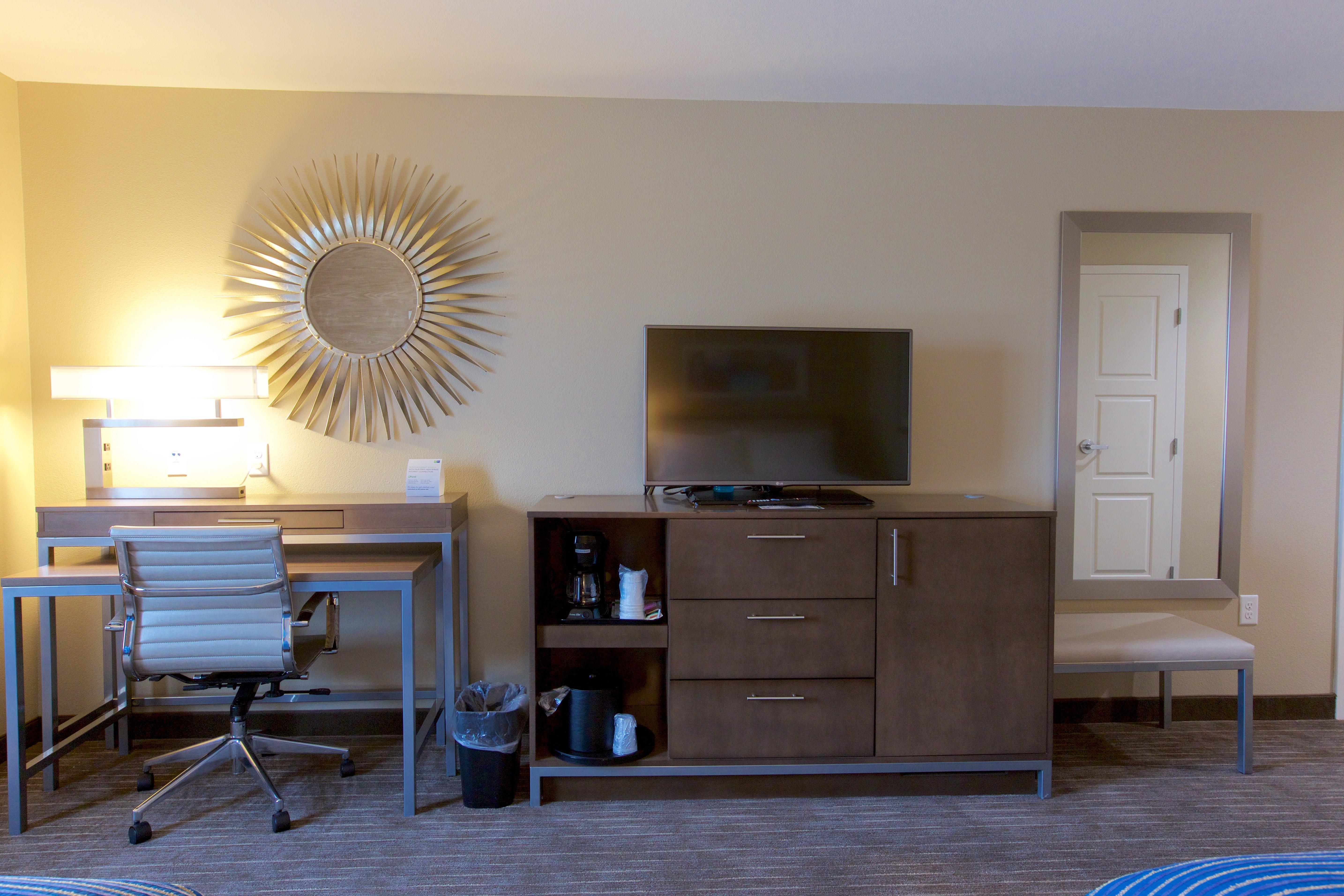 Holiday Inn Express Fargo Sw I94 Medical Center, An Ihg Hotel Экстерьер фото
