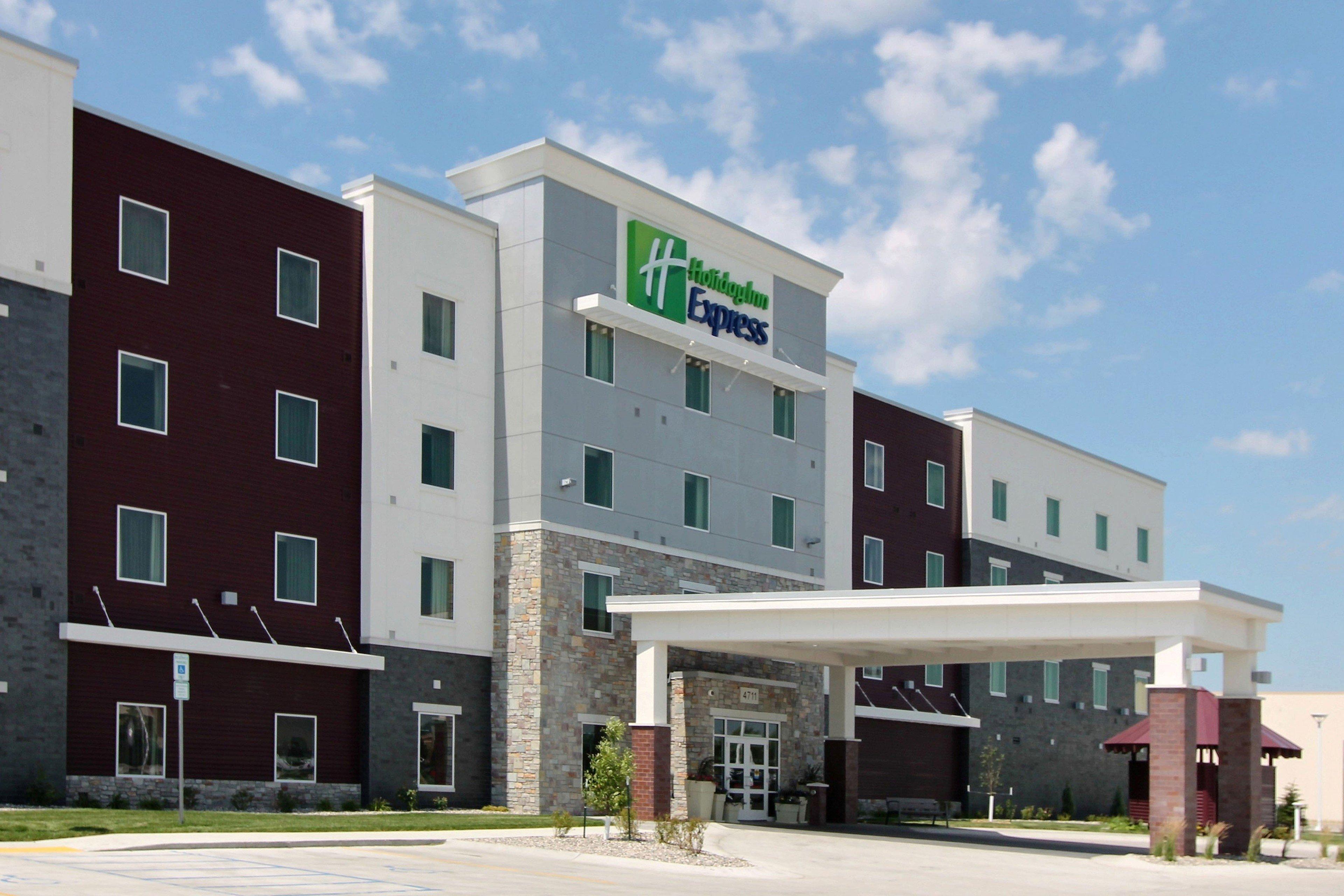 Holiday Inn Express Fargo Sw I94 Medical Center, An Ihg Hotel Экстерьер фото