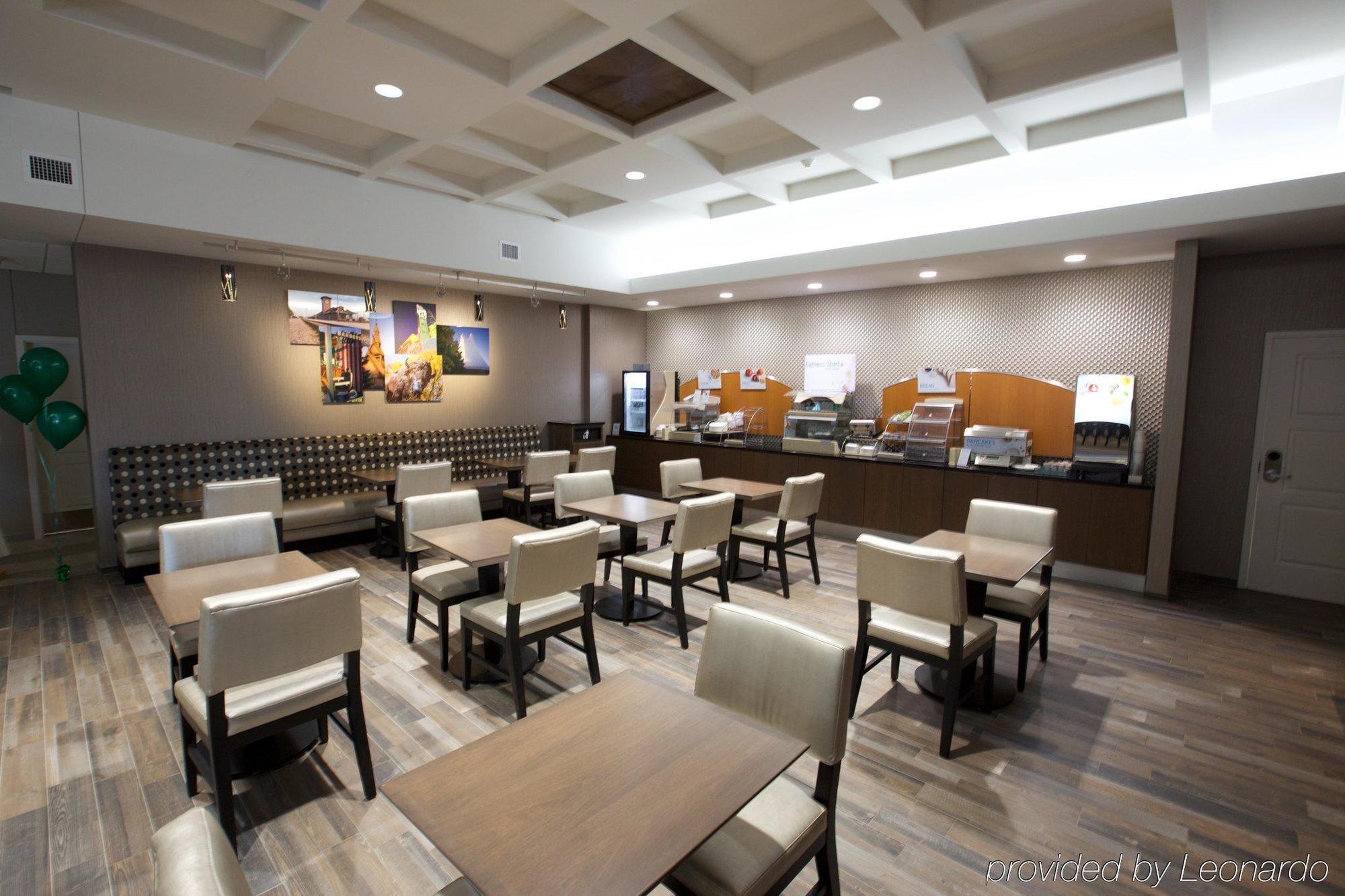 Holiday Inn Express Fargo Sw I94 Medical Center, An Ihg Hotel Экстерьер фото